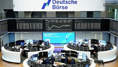 World stocks fall in semiconductor rout; oil rises on Middle East escalation