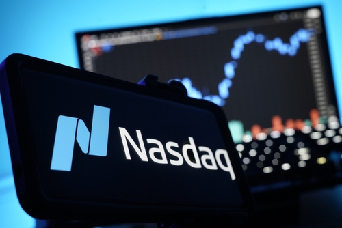 Nasdaq 100 Futures Rebound Strongly After Yesterday’s Decline. Wall Street Investment Banks Believe the U.S. Stock Rally Still Has Legs.