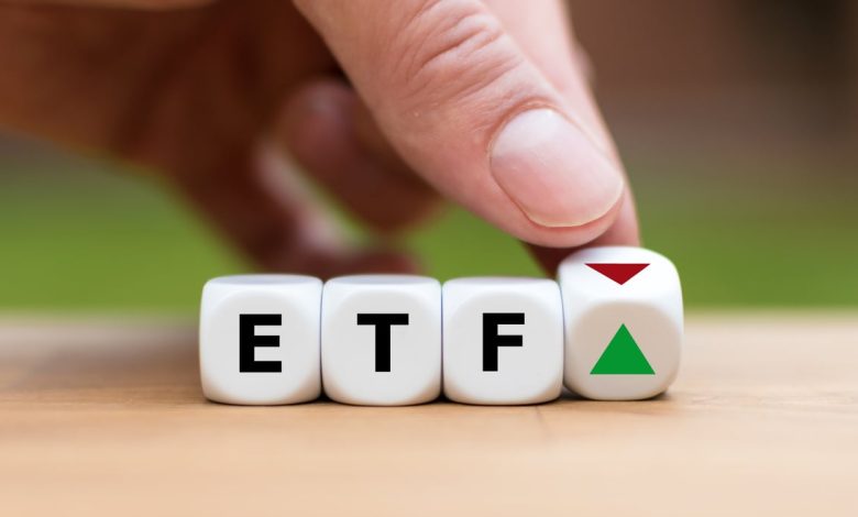 2 Vanguard ETFs to Buy Now to Outperform the S&P 500, According to Wall Street Analysts